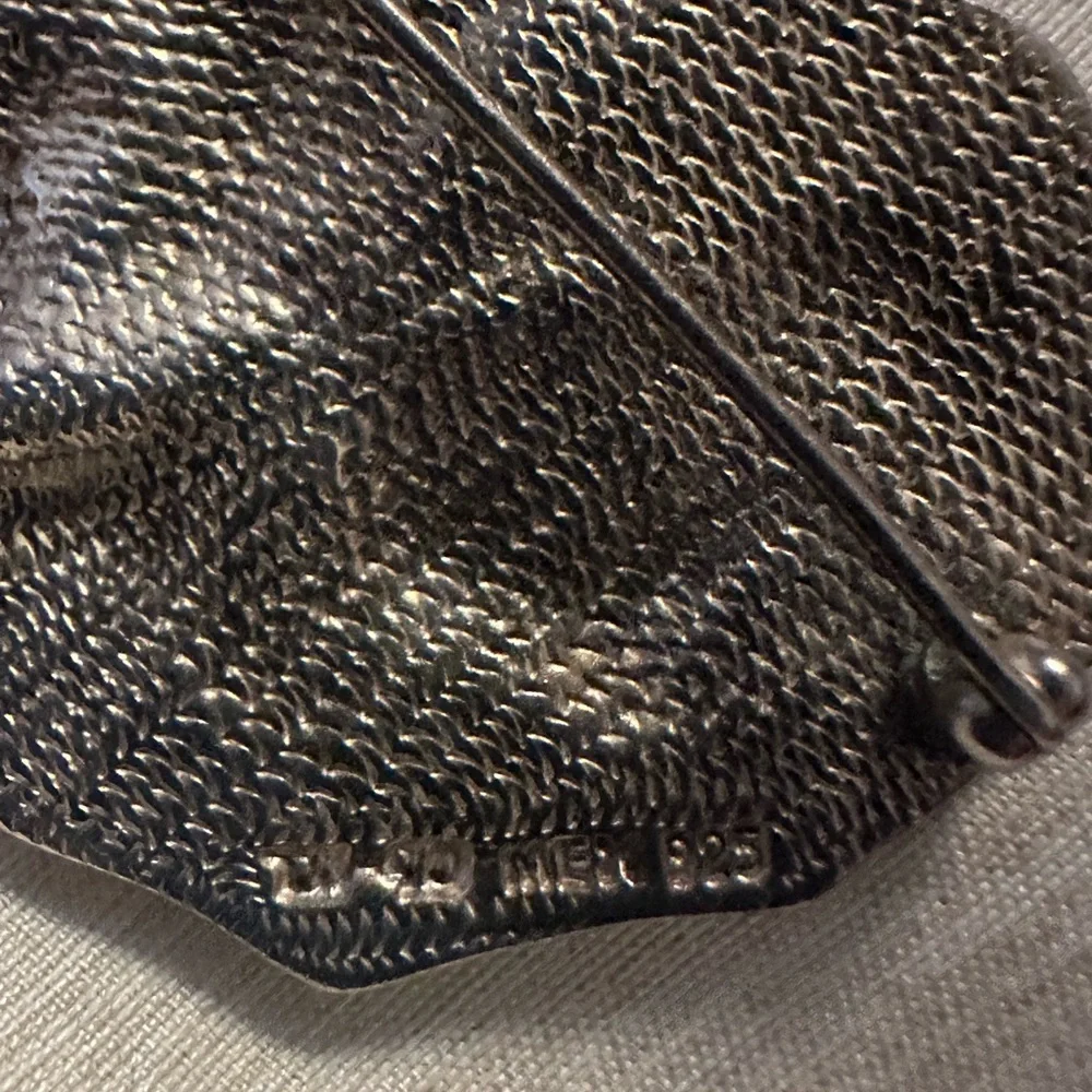 Vintage Silver Brooch - Woman face & two cougar faces, rare & unusual - Picture 5 of 6